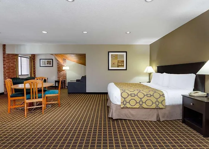 Baymont By Wyndham Motel Harvard